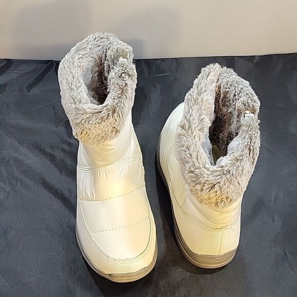 BRAND NEW EVERLAST FUZZY SLIP-ON WOMEN"S ANKLE BOOT - Picture 5 of 13